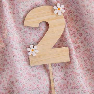 Dainty Daisy Cake Topper