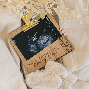 Clipboard Pregnancy Photo Announcement